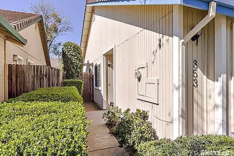 853 San Rafael St, Davis, CA 95618 photo 3