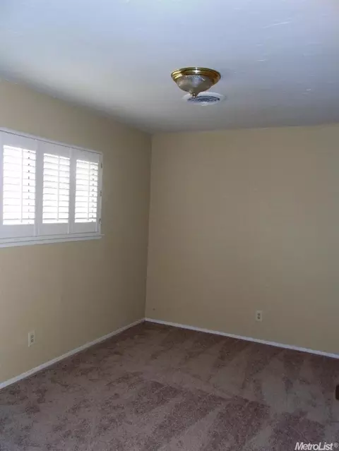 3825 Abilene Ct, Modesto, CA 95356 photo 6