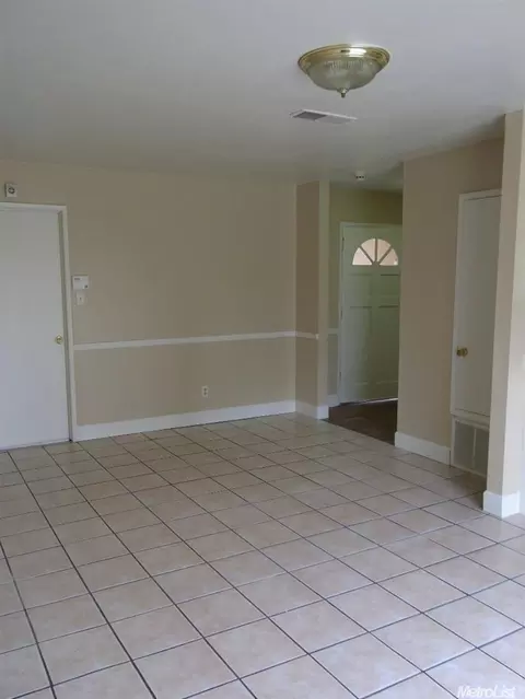 3825 Abilene Ct, Modesto, CA 95356 photo 3