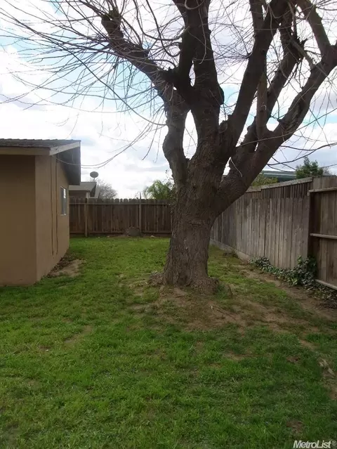 3825 Abilene Ct, Modesto, CA 95356 photo 9