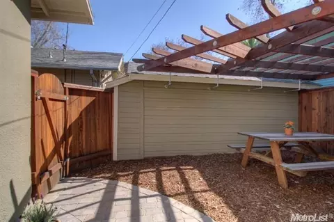 2000 E St, Sacramento, CA 95811 photo 19