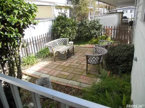 3920 Maui Ter, Modesto, CA 95355 photo 1