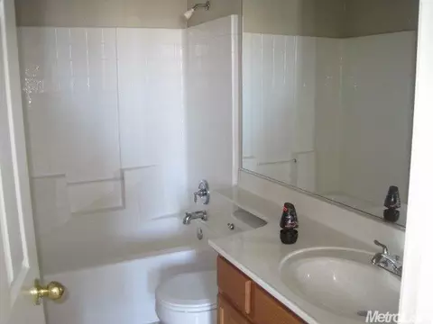 4928 Audra Ct, Keyes, CA 95328 photo 12