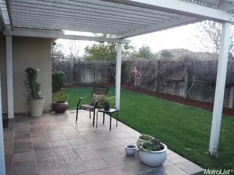 2369 Roualt St, Davis, CA 95618 photo 5