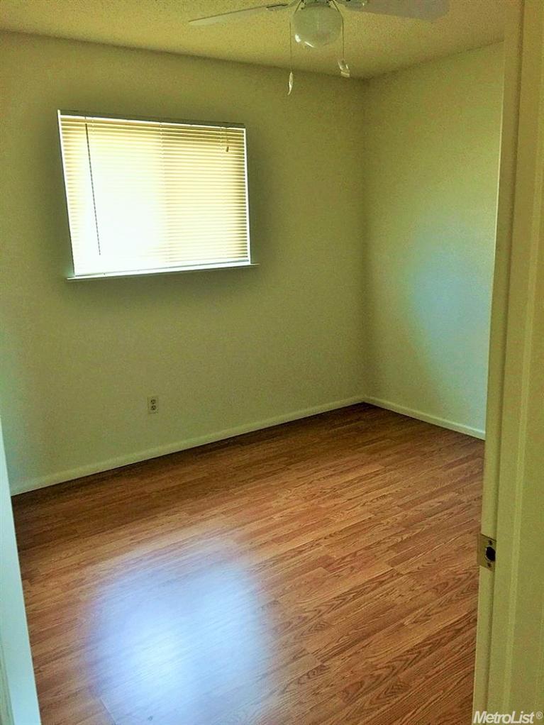 1704 Thorsen Ave, Modesto, CA 95355 photo 15