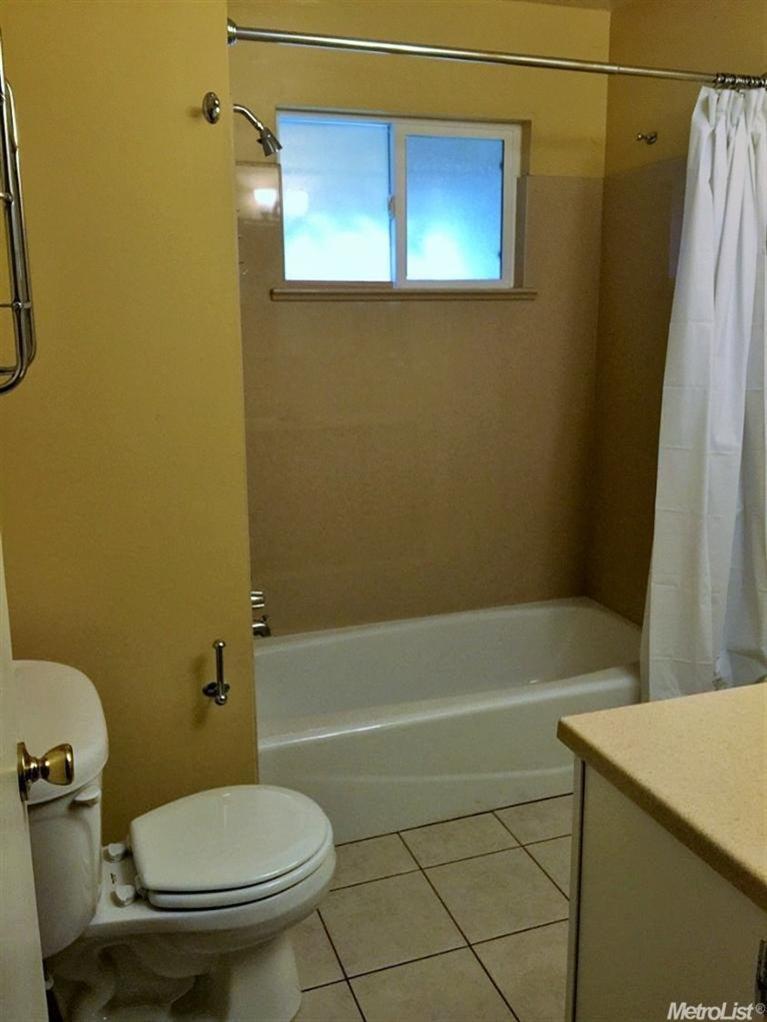 1704 Thorsen Ave, Modesto, CA 95355 photo 19