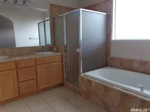 568 Sepp, Ripon, CA 95366 photo 9