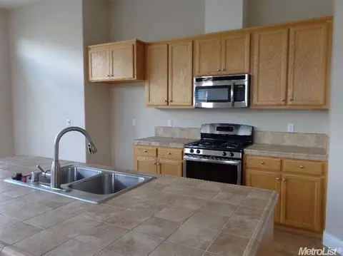 568 Sepp, Ripon, CA 95366 photo 6