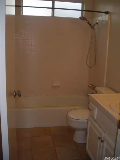 2014 Cabrillo Cir, Lodi, CA 95242 photo 17