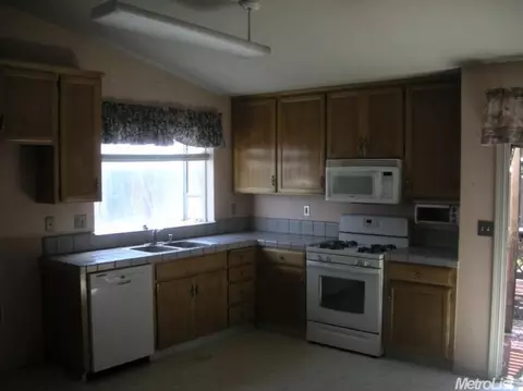 3812 Becall Way, Ceres, CA 95307 photo 12