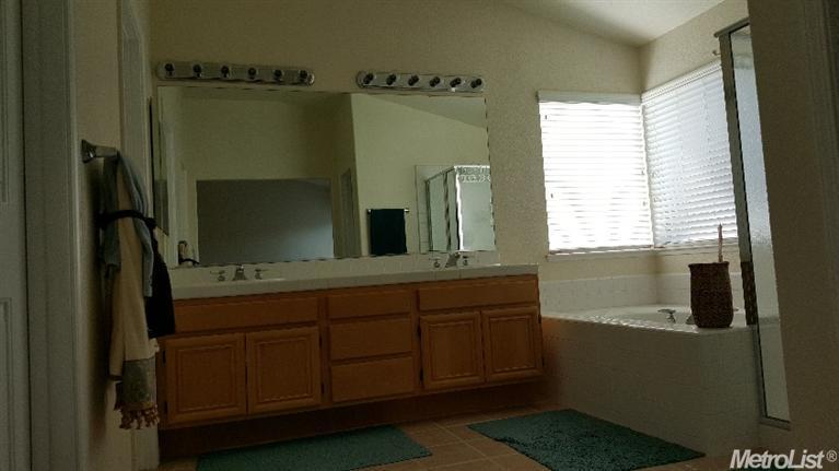 1927 Alicante St, Davis, CA 95618 photo 16