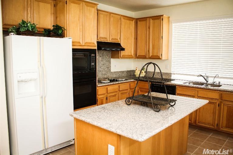 1927 Alicante St, Davis, CA 95618 photo 10
