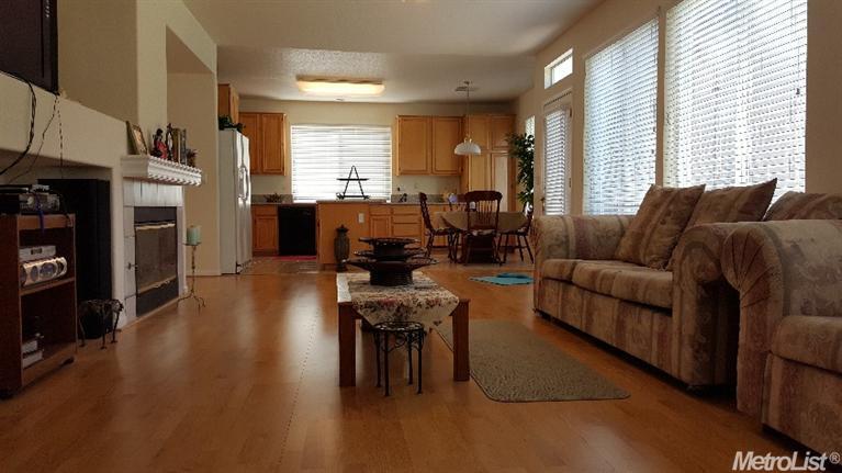 1927 Alicante St, Davis, CA 95618 photo 5