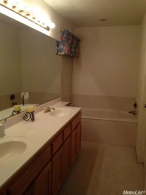4044 St George Pl, Turlock, CA 95382 photo 20