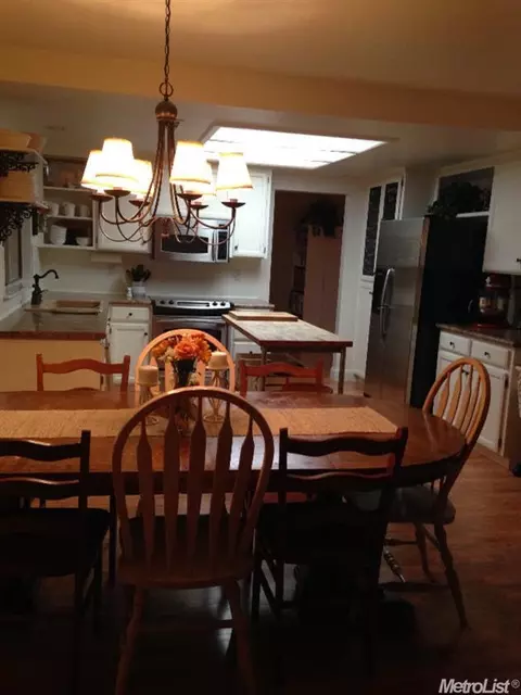 4044 St George Pl, Turlock, CA 95382 photo 7