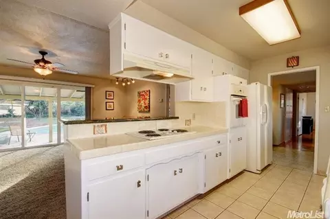 4049 Linus Way, Carmichael, CA 95608 photo 9