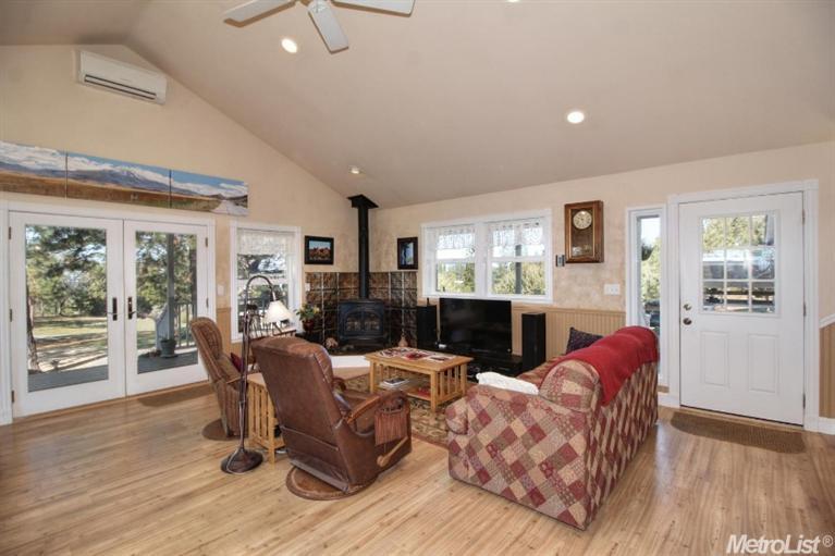 6405 Laughlin Rd, Placerville, CA 95667 photo 7