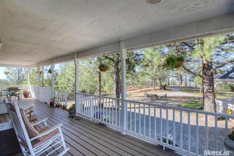 6405 Laughlin Rd, Placerville, CA 95667 photo 3