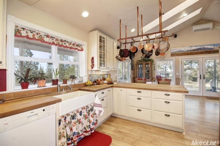 6405 Laughlin Rd, Placerville, CA 95667 photo 11