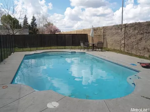 1501 Inspiration Ct, Modesto, CA 95357 photo 3