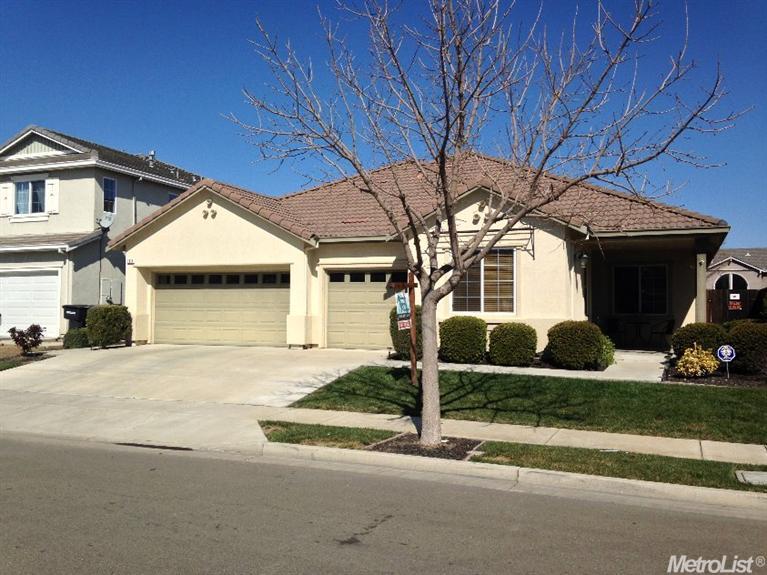 1517 Marigold Dr, Patterson, CA 95363 photo 2