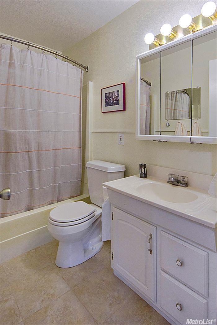 3033 Campbell Pl, Davis, CA 95618 photo 17