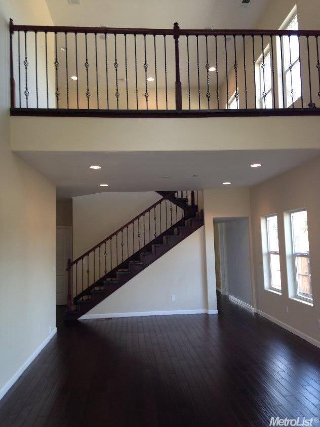 435 Gianelli St, Tracy, CA 95376 photo 3