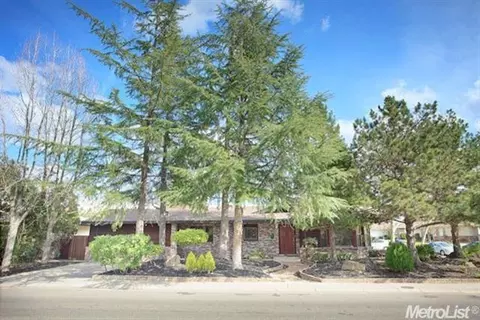 2736 Mission Ave, Carmichael, CA 95608 photo 1