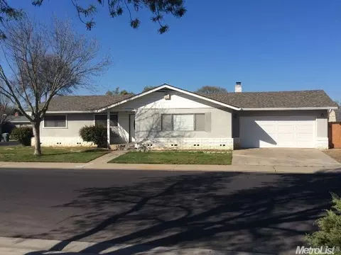 1105 Valeriewood Way, Modesto, CA 95355 photo 1
