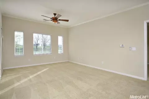 1818 Moore Blvd #130, Davis, CA 95618 photo 8