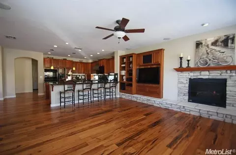 5327 Rogers St, Davis, CA 95618 photo 11