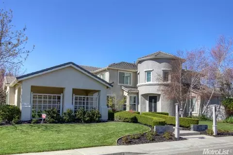 5327 Rogers St, Davis, CA 95618 photo 1