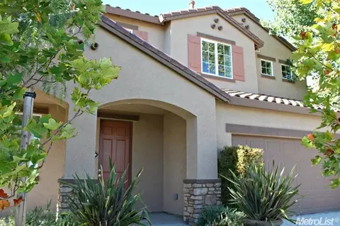 396 Colonial Trl, Lathrop, CA 95330 photo 2