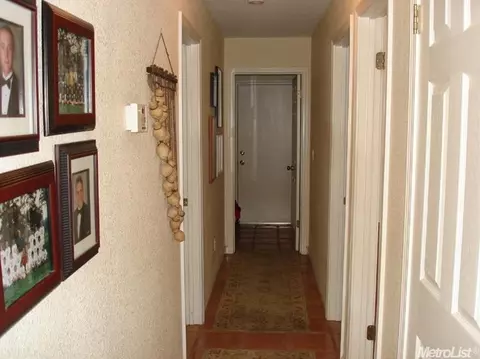 449 Glenbriar Cir, Tracy, CA 95377 photo 5