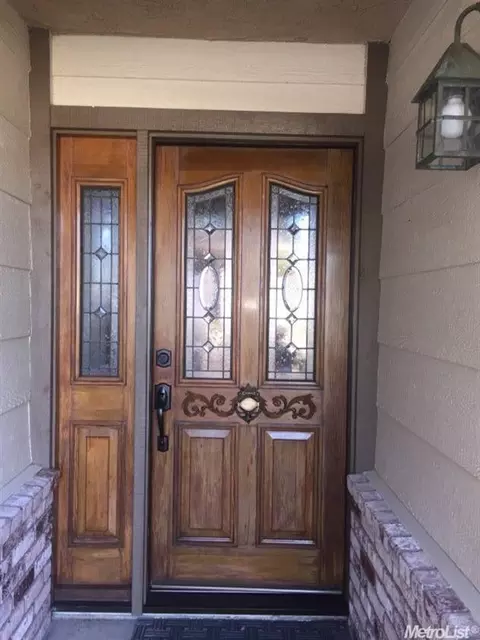 912 Nancy Dr, Ripon, CA 95366 photo 4