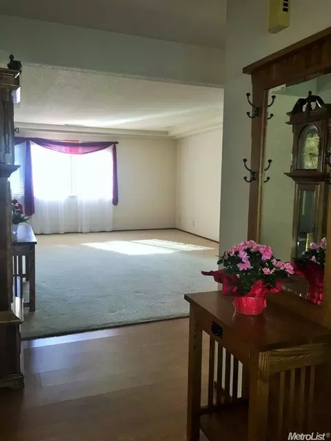 912 Nancy Dr, Ripon, CA 95366 photo 6