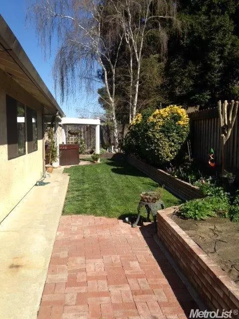 912 Nancy Dr, Ripon, CA 95366 photo 23