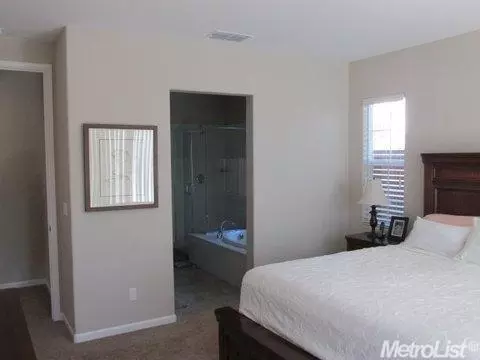 2026 Alhambra Ct, Tracy, CA 95376 photo 9