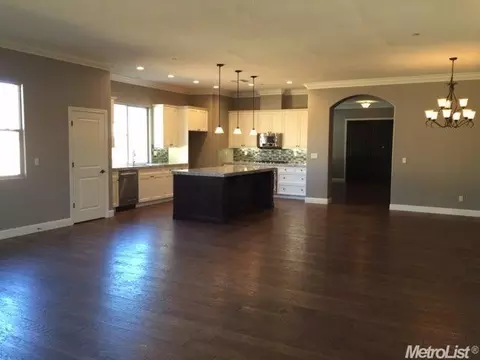 3105 Hashem Dr, Modesto, CA 95355 photo 9