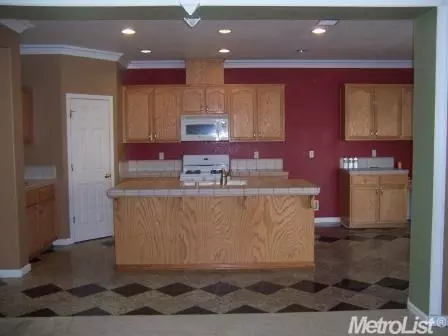 3543 Pomegranate Ave, Ceres, CA 95307 photo 4