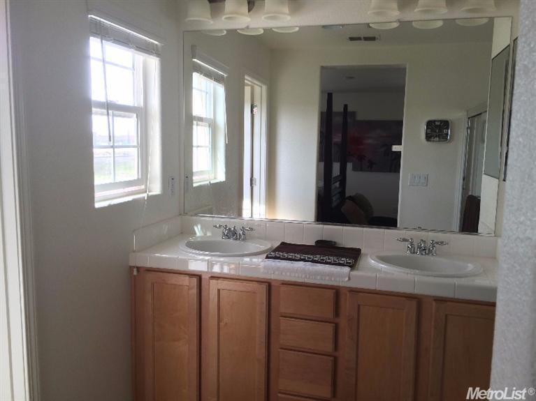 668 Equinox Loop, Lincoln, CA 95648 photo 7