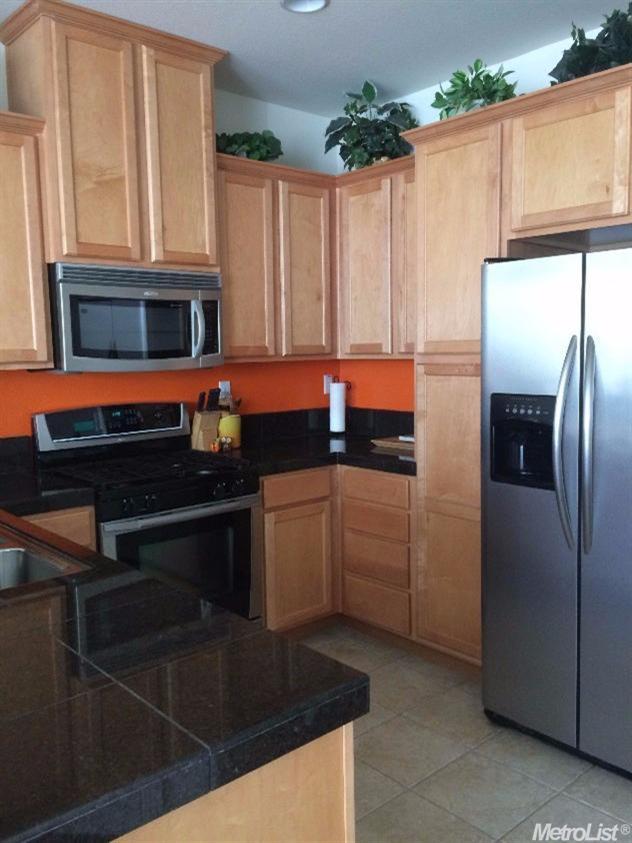 668 Equinox Loop, Lincoln, CA 95648 photo 2