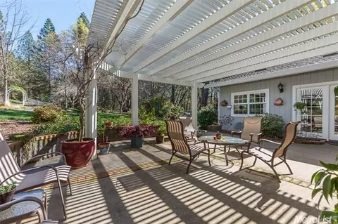 19552 Sun Ranch Rd, Grass Valley, CA 95949 photo 6