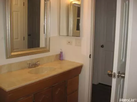 2209 Rivera Dr, Modesto, CA 95350 photo 11