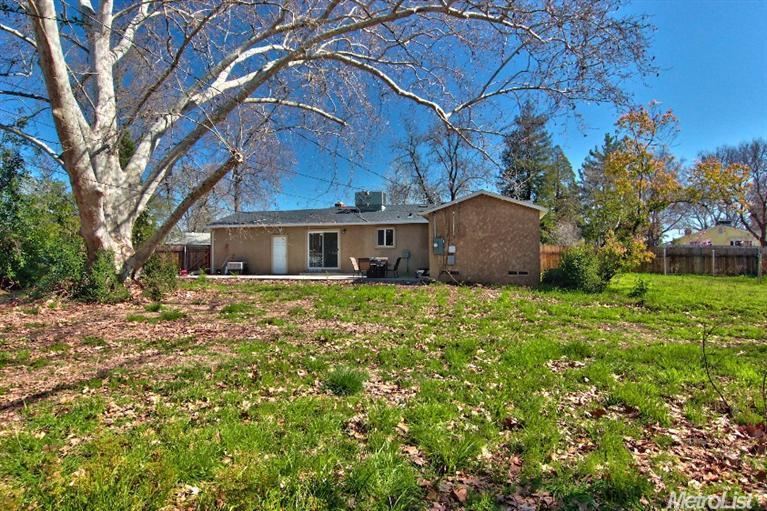 2651 Foothill Dr, Carmichael, CA 95608 photo 19