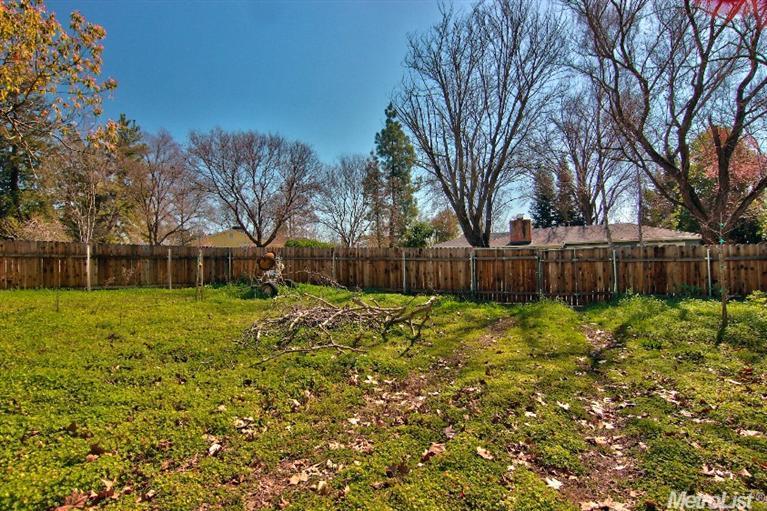 2651 Foothill Dr, Carmichael, CA 95608 photo 18