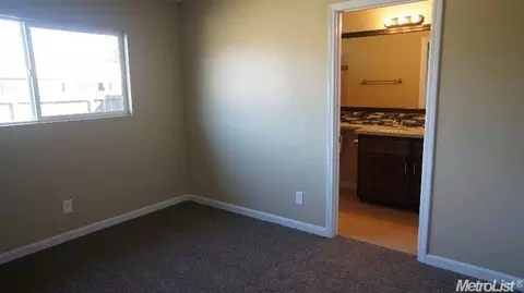 1007 Raube Ct, Modesto, CA 95351 photo 17