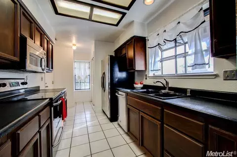 7639 Conklin Ct, Antelope, CA 95843 photo 3