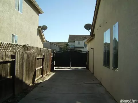 1445 Blush St, Manteca, CA 95336 photo 19