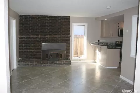 2413 Ellison, Modesto, CA 95350 photo 3